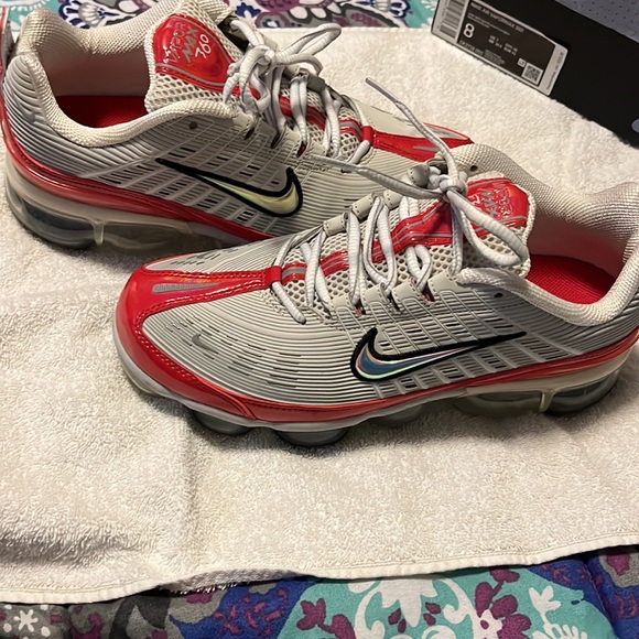 MEN’S NIKE VAPORMAX SIZE 8 - Picture 6 of 7